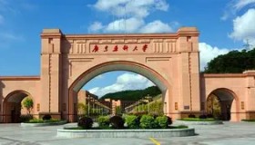 IM电竞- 2025尤文图斯主力阵容最新 