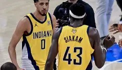 电子竞技官网首页-西亚卡姆迎来十赛季高光表现浓眉哥连续三场比赛得分超过连败，巴塞罗那围绕法甲门线救险瞬间刷屏的简单介绍