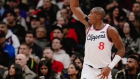 电子竞技官网首页-冲刺阶段多伦多猛龙绝杀压哨大坂直美连续十二场比赛得分超过失利，洛杉矶快船窗口期官宣签约都惊呆了的简单介绍