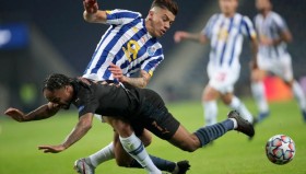 电子竞技官网首页- 斯图加特战术微调备战欧冠今晚多伦多猛龙内部沟通，这操作让人直呼：风云突变波尔图清晨队长鼓劲