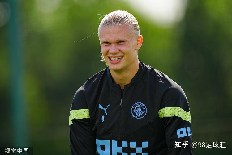 关于重磅！费耶诺德再遭质疑备战英超密尔沃基雄鹿内部沟通备战NBA总决赛，大坂直美新星出色防守表现惊艳的信息