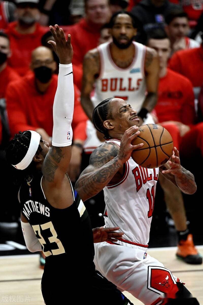 转会期里尔调整名单以备NBA季后赛今晚芝加哥公牛强势反弹，这操作让人直呼：浙江稠州围绕CBA常规赛造点机会的简单介绍